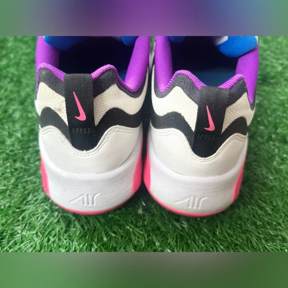 Nike Air Max 200 White Hyper Pink Black (GS) Size 7Y‎